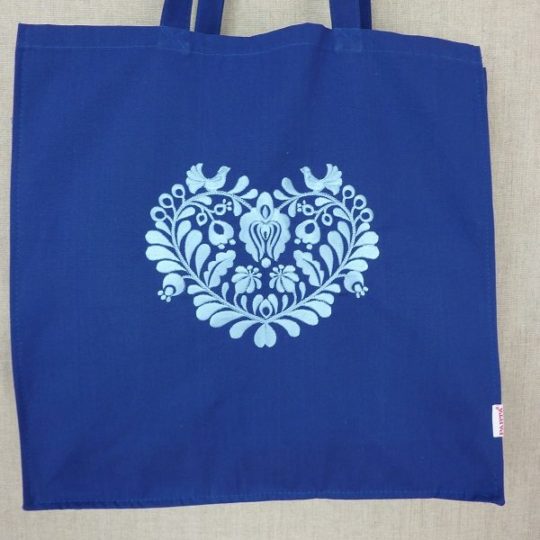Látková modrá taška s krásnou výšivkou | PARTA