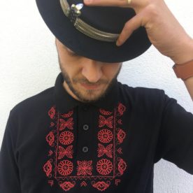 Polokošeľa vyšívaná čierna