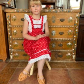 Detské šaty s modrotlačovým vzorom červené