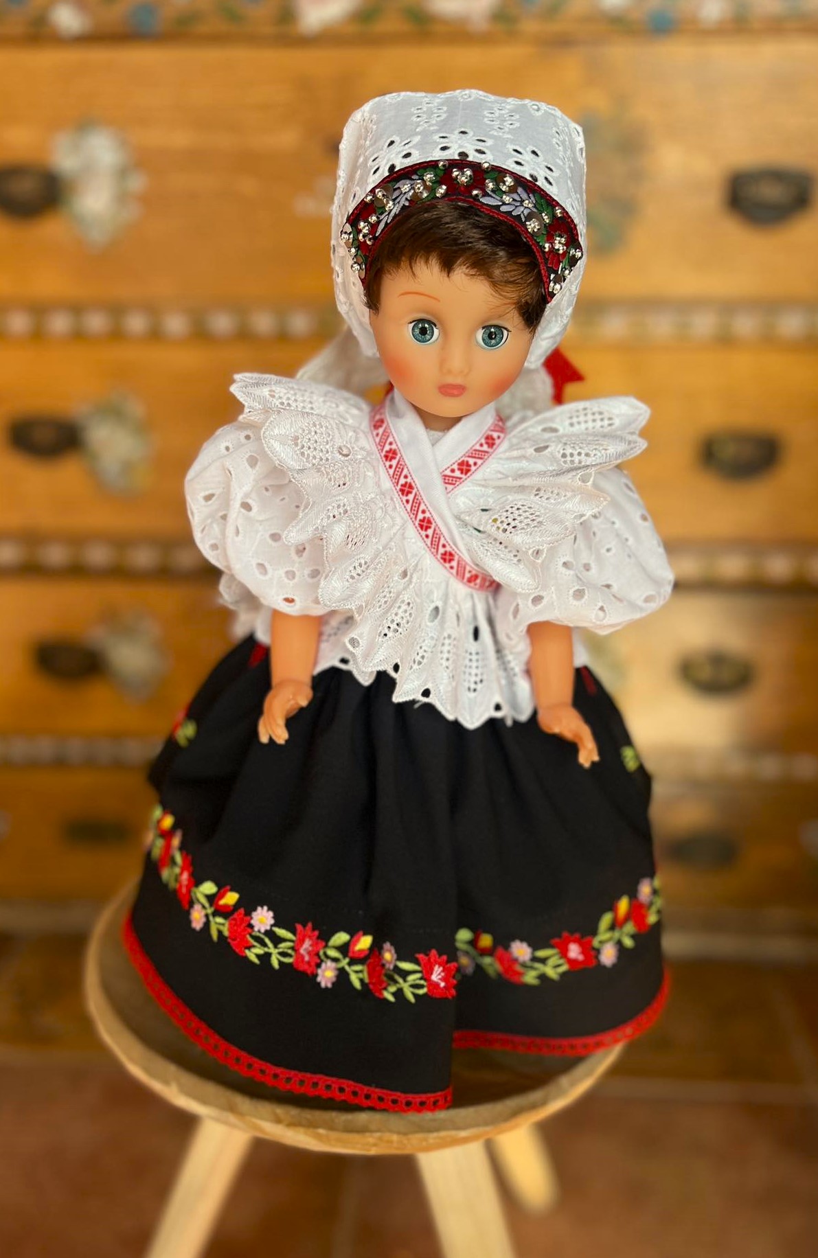 Krojová bábika červená – 40cm